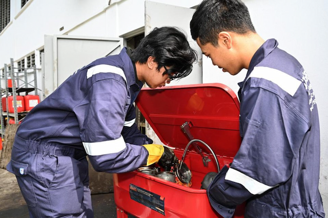 ITE students’ invention to clean machine parts saves local firm 1% in annual water cost