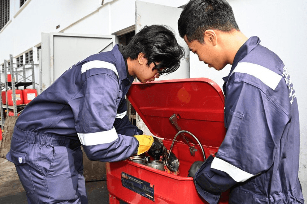 ITE students’ invention to clean machine parts saves local firm 1% in annual water cost