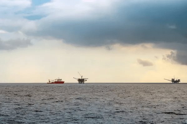 ST Engineering Inks Deal to Build W2W Vessel